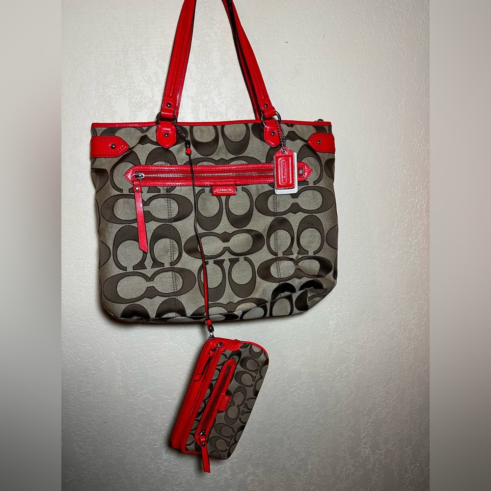 authentic coach bag with or without matching wallet